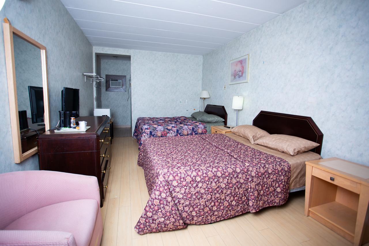 Motel Rockwell